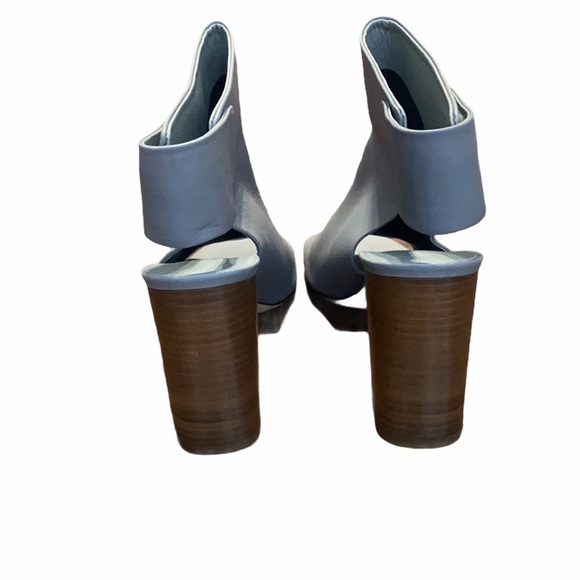 Vince Faye Leather Bootie Size 9 - Picture 8 of 11